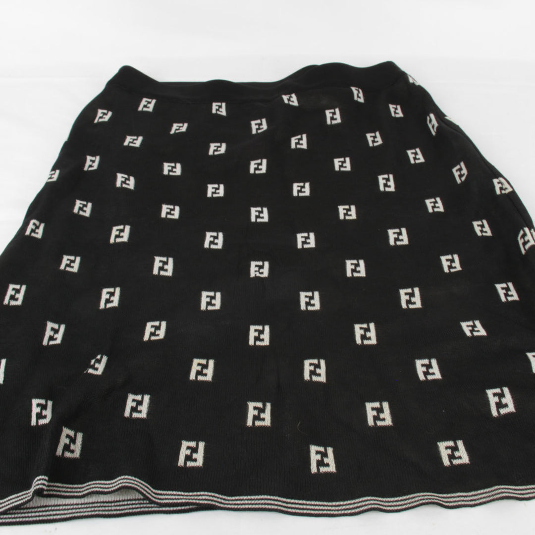 良品『USED』 
FENDI フェンディ 
 カットソー/スカート セット セットアップ 
レーヨン/コットン  ブラック×ホワイト