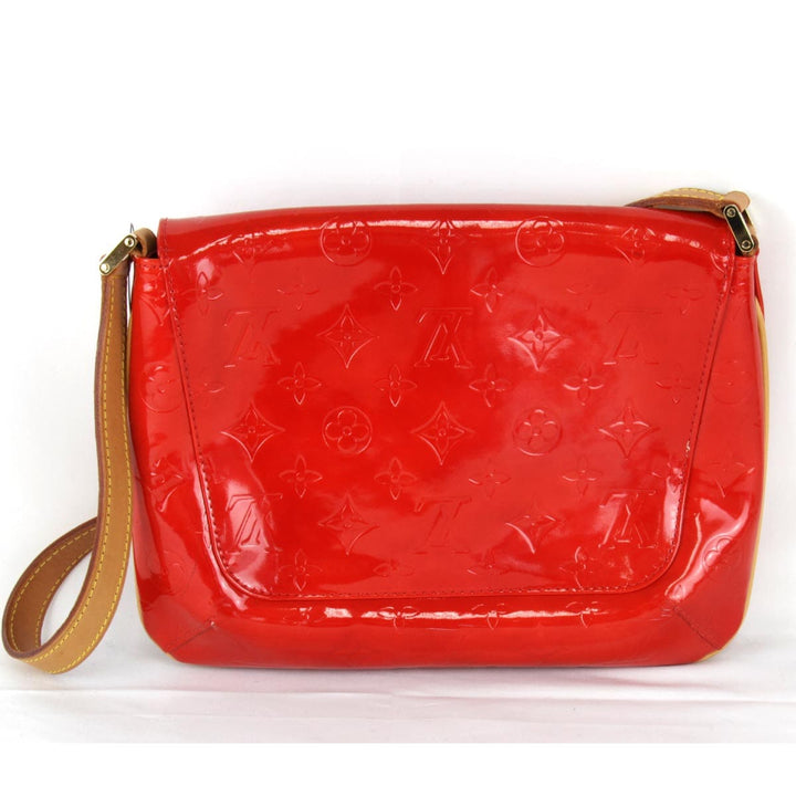 『USED』 
LOUIS VUITTON ルイ・ヴィトン 
 トンプソン M91094 ショルダーバッグ 
ヴェルニ レッド
