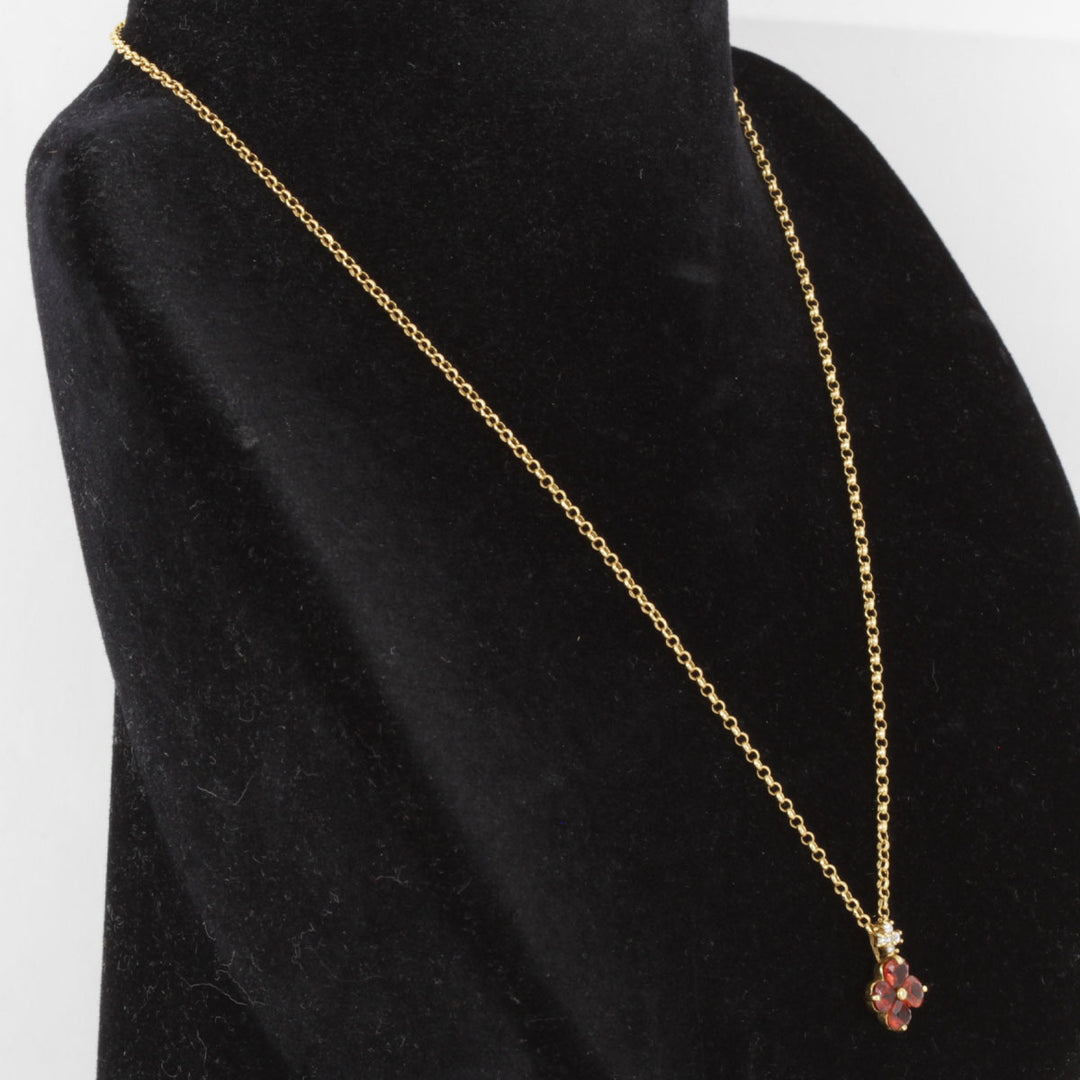 美品『USED』 K18 
 赤石 フラワー ネックレス
 ダイヤモンド 0.05 2.0g