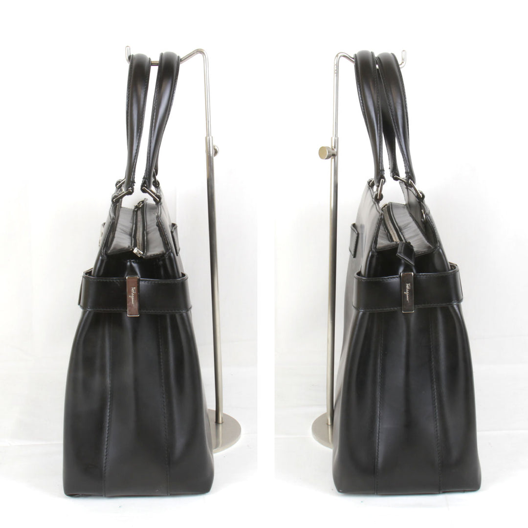 『USED』 
Salvatore Ferragamo フェラガモ 
 ガンチーニ 2WAYバッグ ハンドバッグ 
レザー ブラック