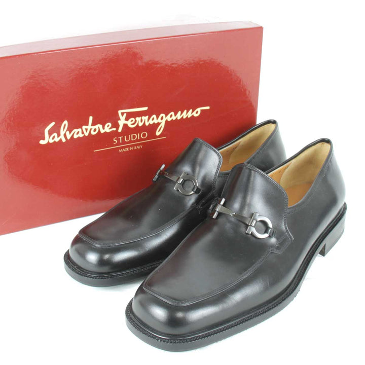 『USED』 
Salvatore Ferragamo フェラガモ 
 0186137 ローファー 
カーフ ブラック