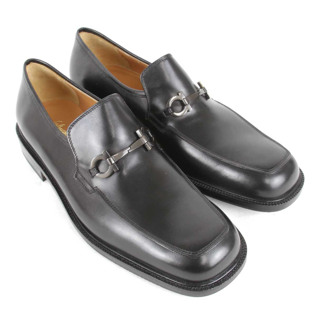 『USED』 
Salvatore Ferragamo フェラガモ 
 0186137 ローファー 
カーフ ブラック