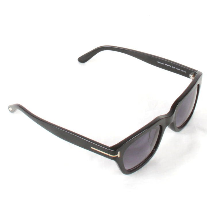 美品『USED』 
TOM FORD トムフォード 
 TF237-F 51□21 サングラス 
プラスチック ブラック
