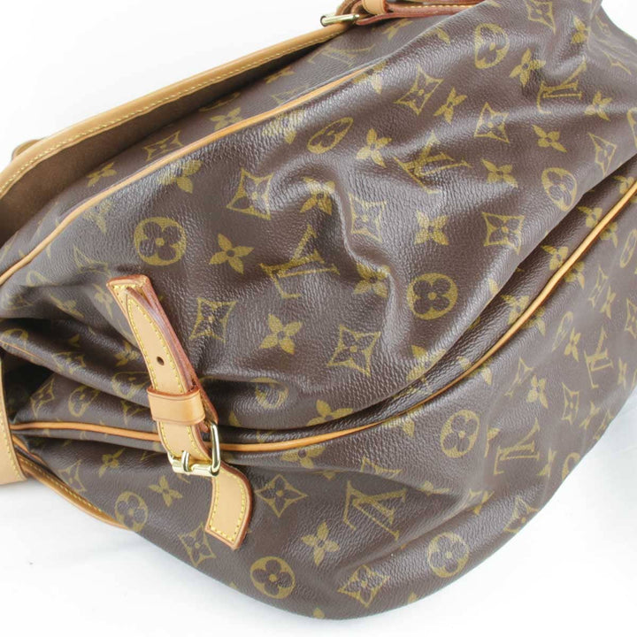 美品『USED』 
LOUIS VUITTON ルイ・ヴィトン 
 ソミュール30 M42254 ショルダーバッグ 
モノグラムキャンバス モノグラム