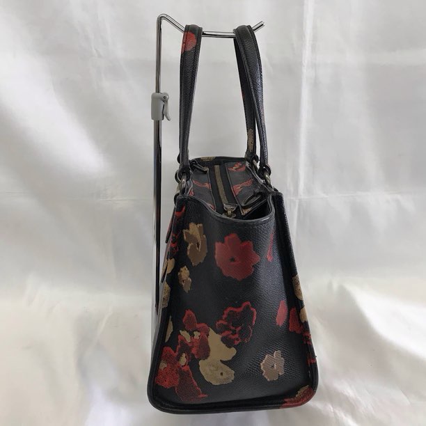 『USED』 
COACH コーチ 
 ミニクロスビー キャリーオール 花柄 33856 ハンドバッグ 
PVC/レザー  ブラック