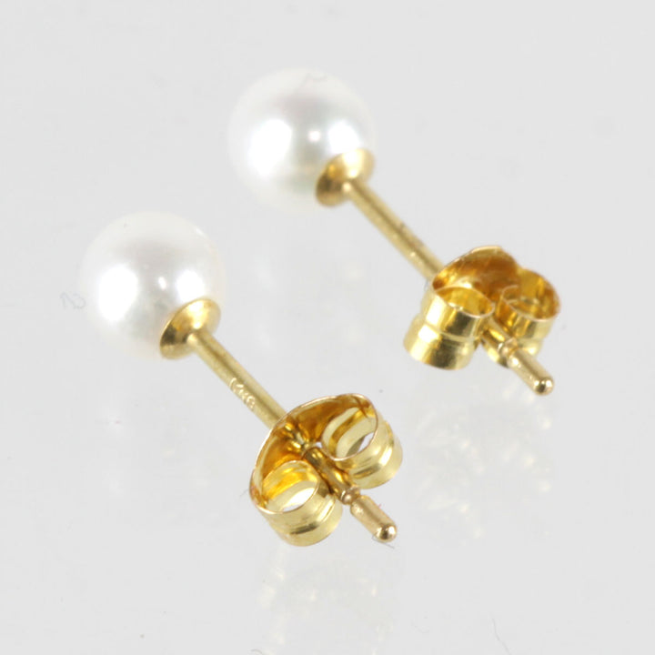 良品『USED』 K18/パール  
ピアス
 0.2g