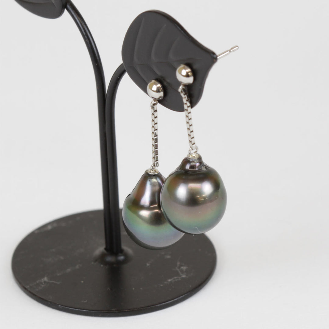 美品『USED』 Pt900プラチナ/ブラックパール（黒蝶真珠）  
ピアス
 7.3g