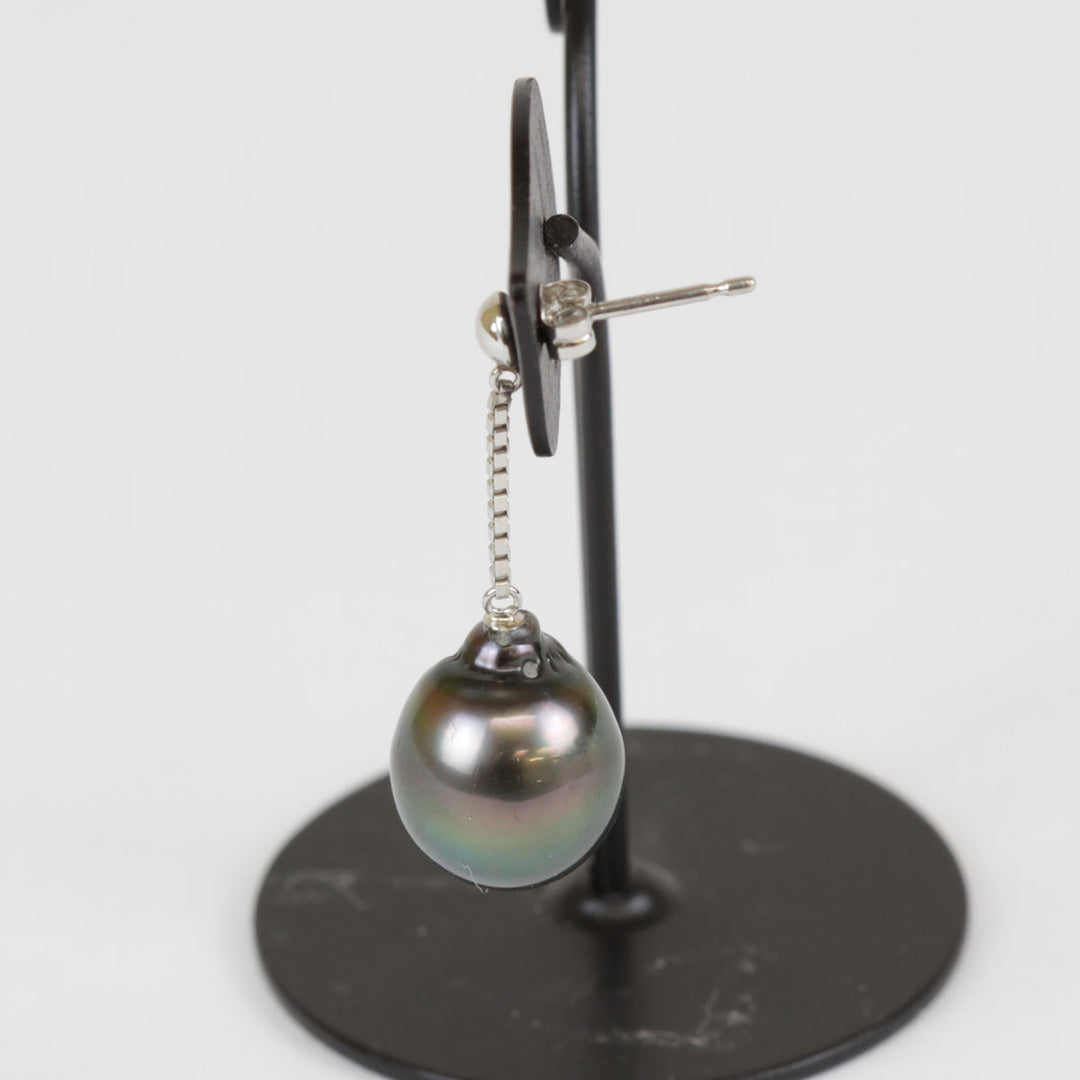 美品『USED』 Pt900プラチナ/ブラックパール（黒蝶真珠）  
ピアス
 7.3g