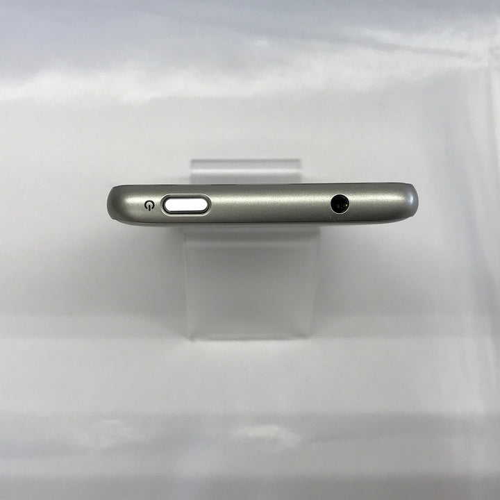 『USED』 
 
 au 京セラ BASIO4 KYV47 SIMロック未解除 本体&ケースセット その他スマホ