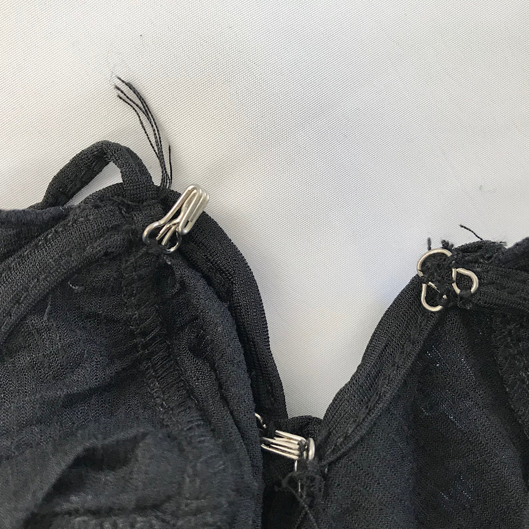 『USED』 
 
 OZZ Croce レーストップス カーディガン 
 ブラック系