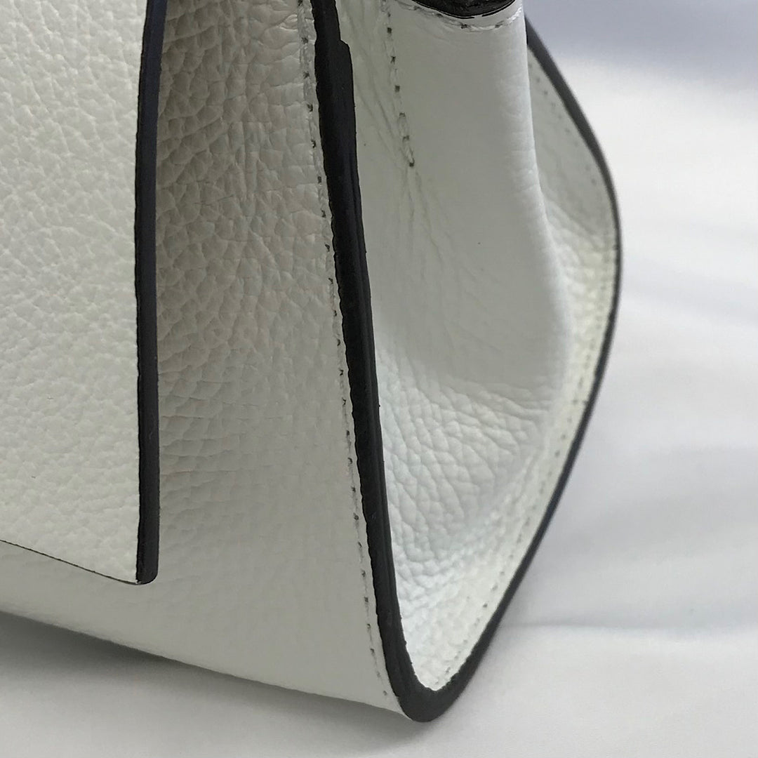 『USED』 
TOMORROWLAND トゥモローランド 
 DES PRES TOMORROWLAND ハンドバッグ ハンドバッグ 
レザー ホワイト系 美品