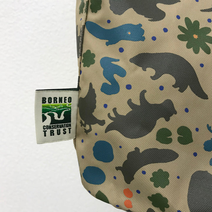 『USED』 
 
 HUNTING WORLD リバーシブルトートバッグ　エコバッグ トートバッグ 
スウェード/ナイロン  カーキ系