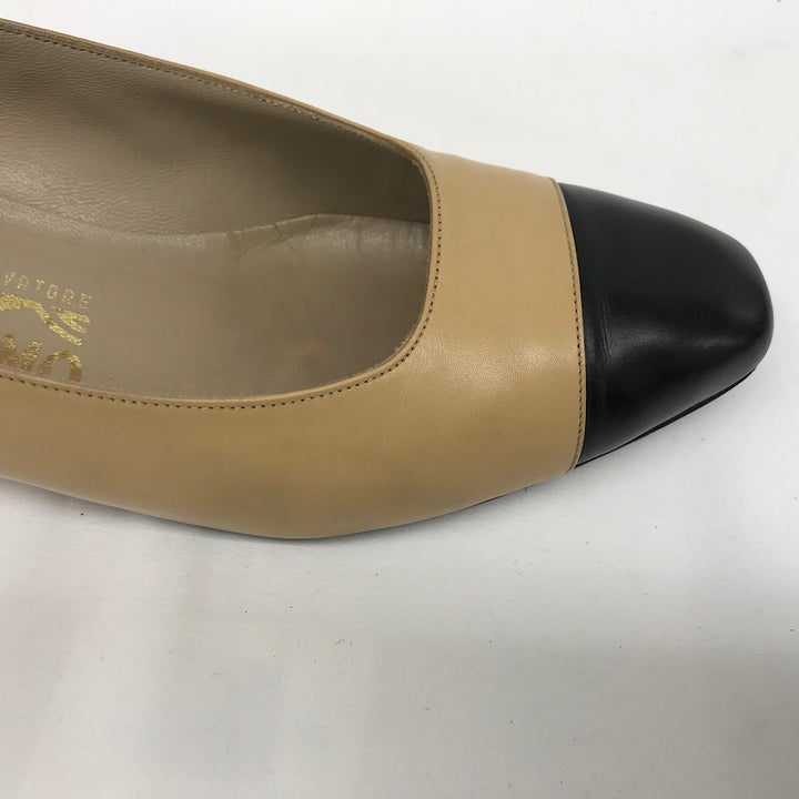 『USED』 
Salvatore Ferragamo フェラガモ 
 24.5cm DQ36917 パンプス 
レザー ベージュ系
