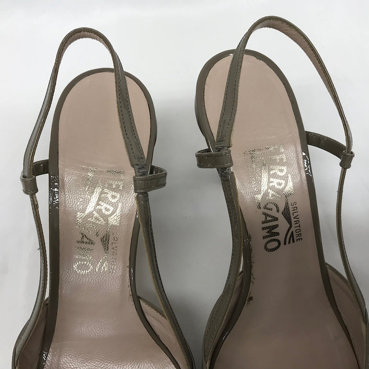 『USED』 
Salvatore Ferragamo フェラガモ 
 25.0cm DBH84531 パンプス 
エナメル ベージュ系