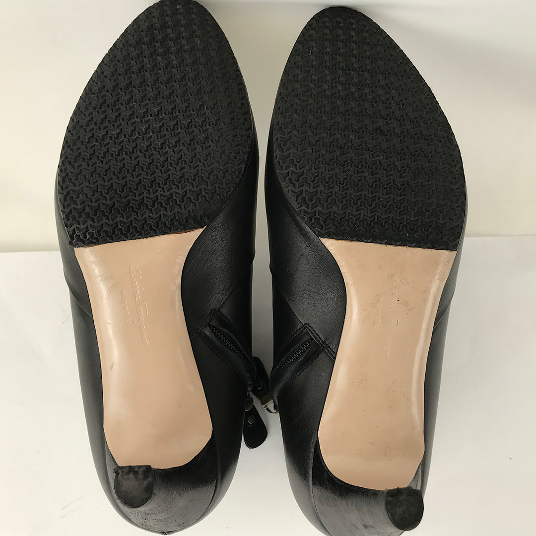 『USED』 
Salvatore Ferragamo フェラガモ 
 25.5cm 0070KZ ブーツ 
レザー ブラック系