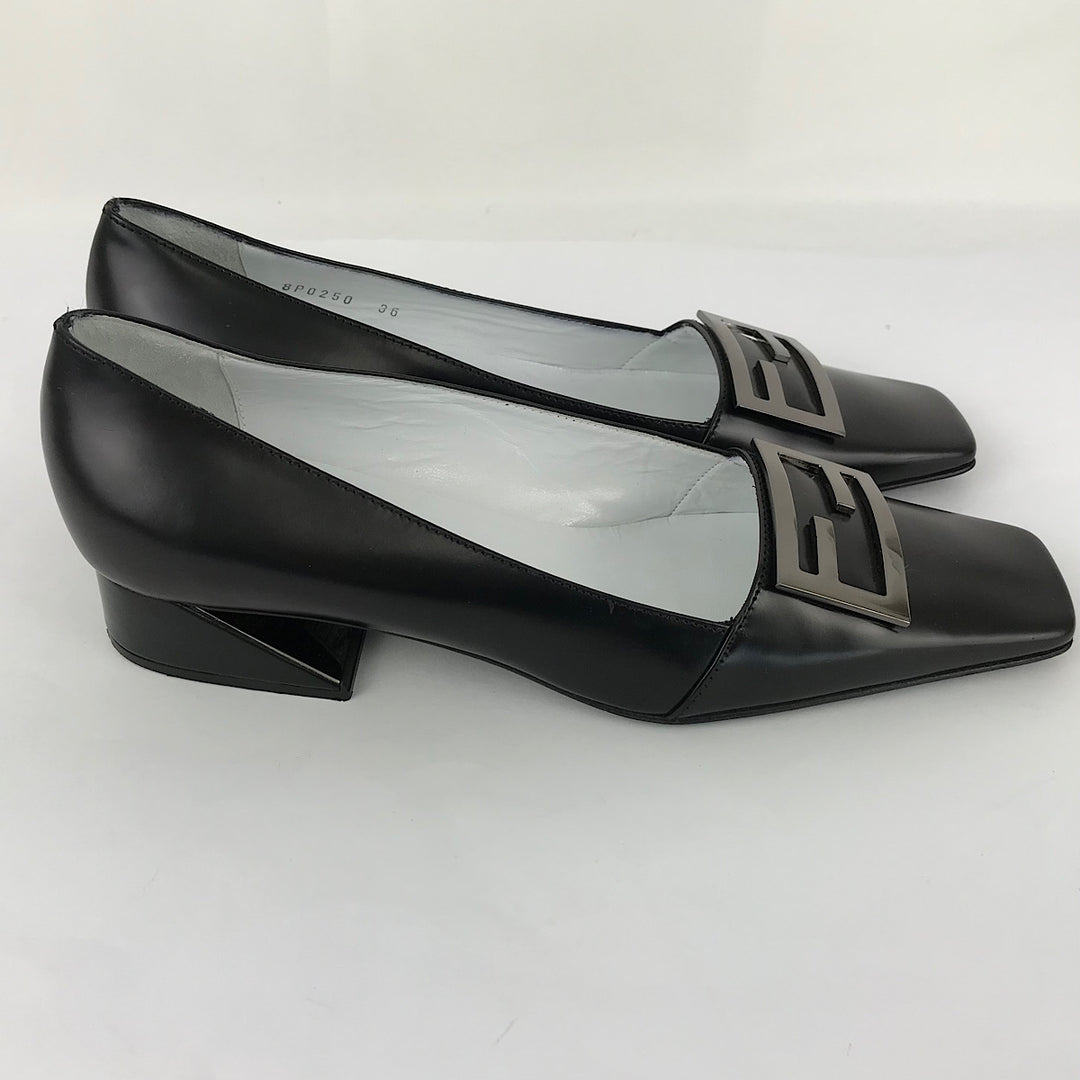 『USED』 
FENDI フェンディ 
 VERO CUOIO 23.0cm 8P0250 パンプス 
本革 ブラック系