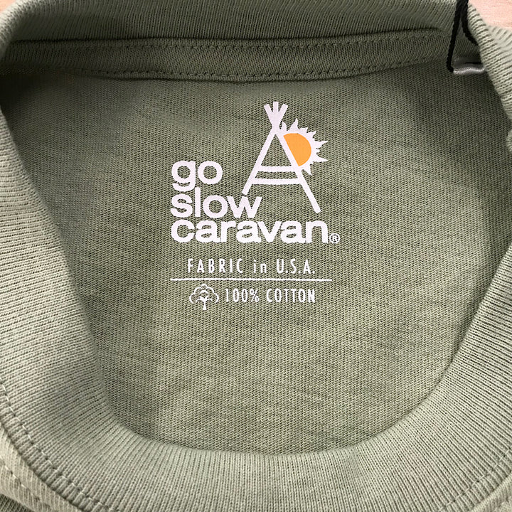 『未使用品』 
 
 go slow caravan ゴースローキャラバン ツナ缶クマ ロングスリーブTEE  長袖シャツ 
コットン グリーン系
