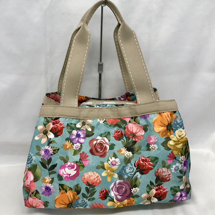 『美品』 
LeSportsac レスポートサック 
 花柄ボストンバッグ トートバッグ 
ナイロン 画像でご確認ください。