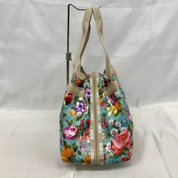 『美品』 
LeSportsac レスポートサック 
 花柄ボストンバッグ トートバッグ 
ナイロン 画像でご確認ください。