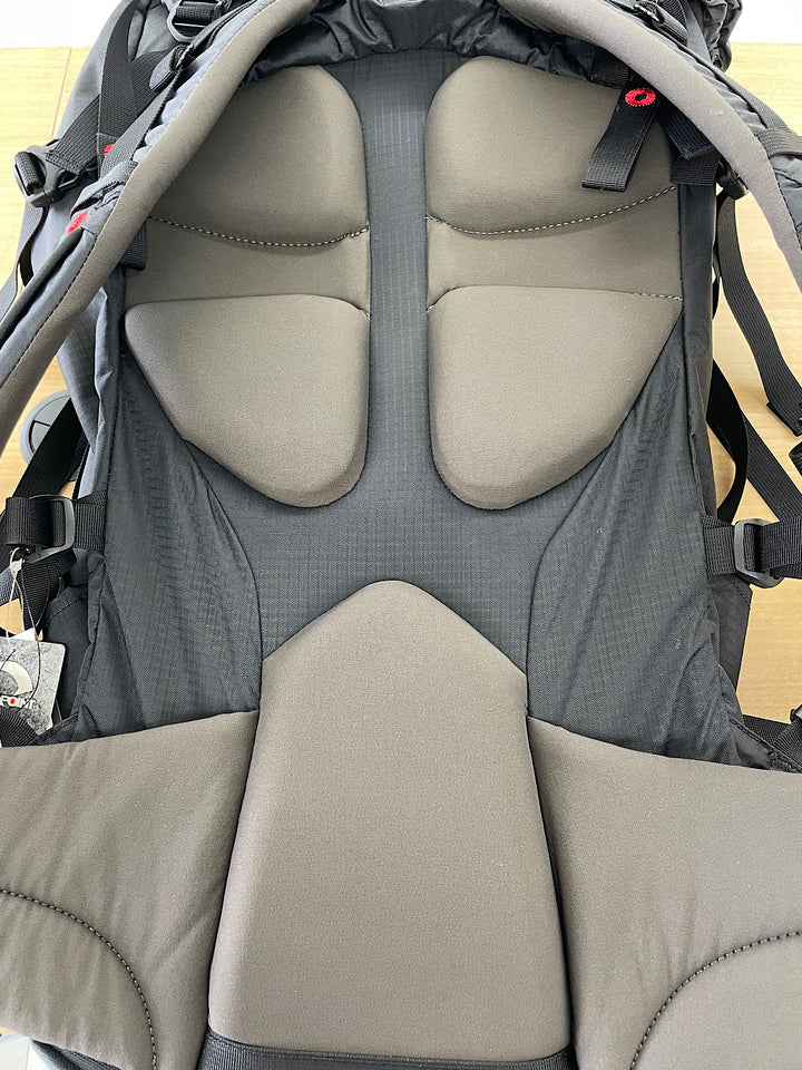 mont-bell ZEROPOINT グラナイトパック40 未使用 リュック・デイパック