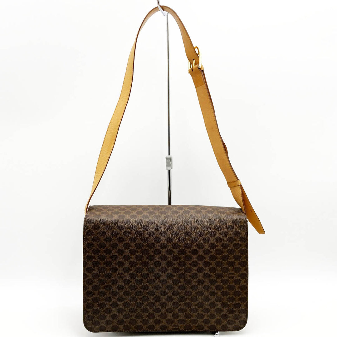 CELINE セリーヌ 
 F/C1 ショルダーバッグ 
PVC ブラウン