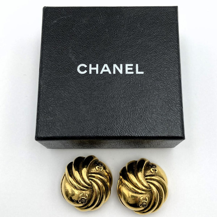 CHANEL イヤリング