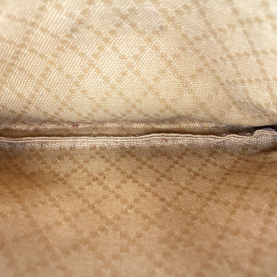 GUCCI グッチ 
 256 ショルダーバッグ 
GGスプリームキャンバス ブラウン