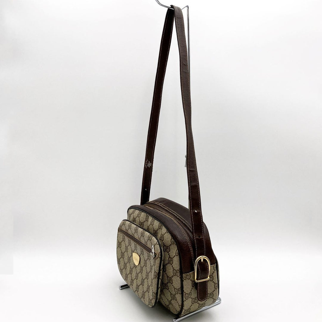 GUCCI グッチ 
 256 ショルダーバッグ 
GGスプリームキャンバス ブラウン