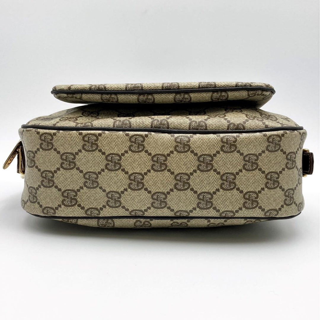 GUCCI グッチ 
 256 ショルダーバッグ 
GGスプリームキャンバス ブラウン