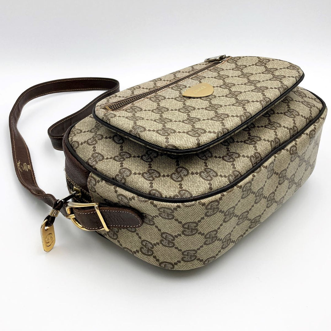 GUCCI グッチ 
 256 ショルダーバッグ 
GGスプリームキャンバス ブラウン