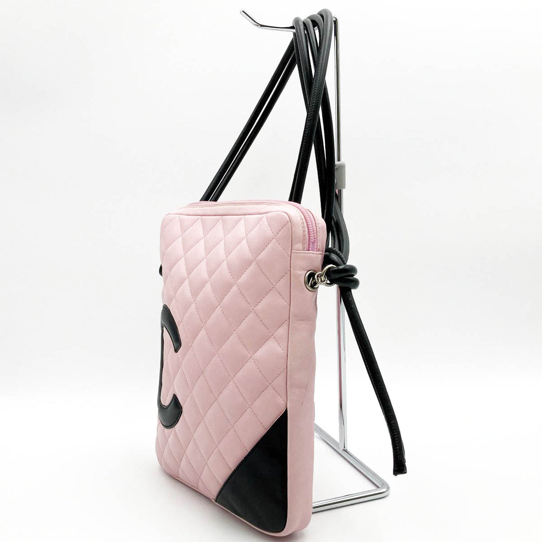 CHANEL シャネル 
 ショルダーバッグ 
レザー ピンク