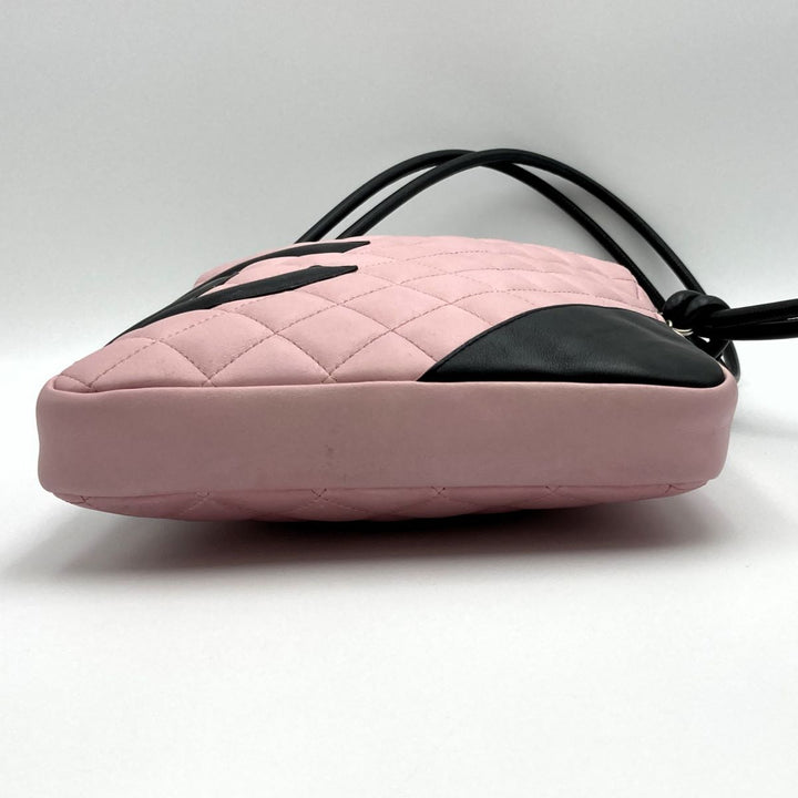 CHANEL シャネル 
 ショルダーバッグ 
レザー ピンク