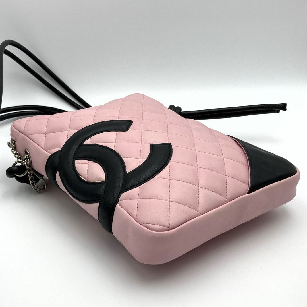 CHANEL シャネル 
 ショルダーバッグ 
レザー ピンク