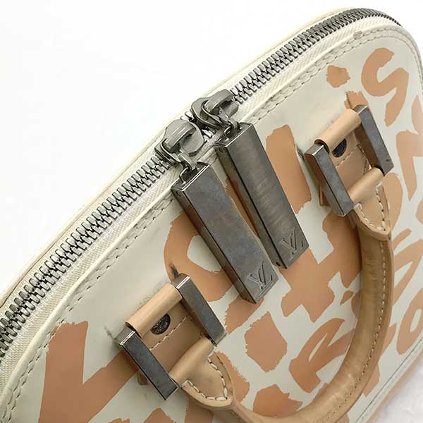 LOUIS VUITTON ルイ・ヴィトン 
 M92180/アルマMM ハンドバッグ 
 ホワイト