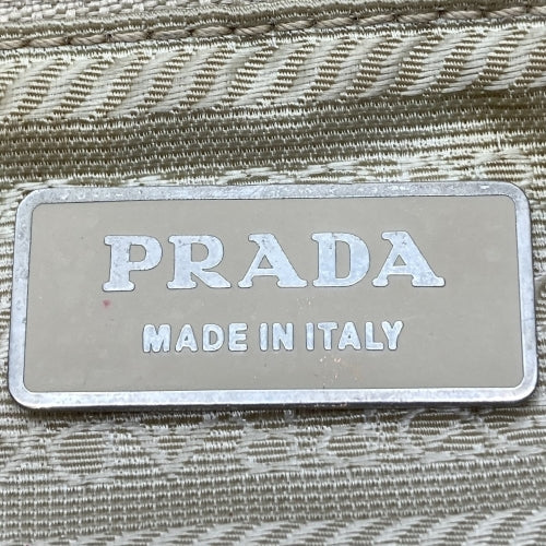 PRADA プラダ 
 ショルダーバッグ 
ナイロン レッド