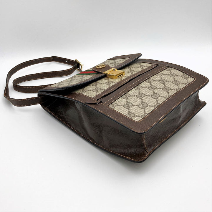 GUCCI グッチ 
 ショルダーバッグ 
GGスプリームキャンバス ブラウン