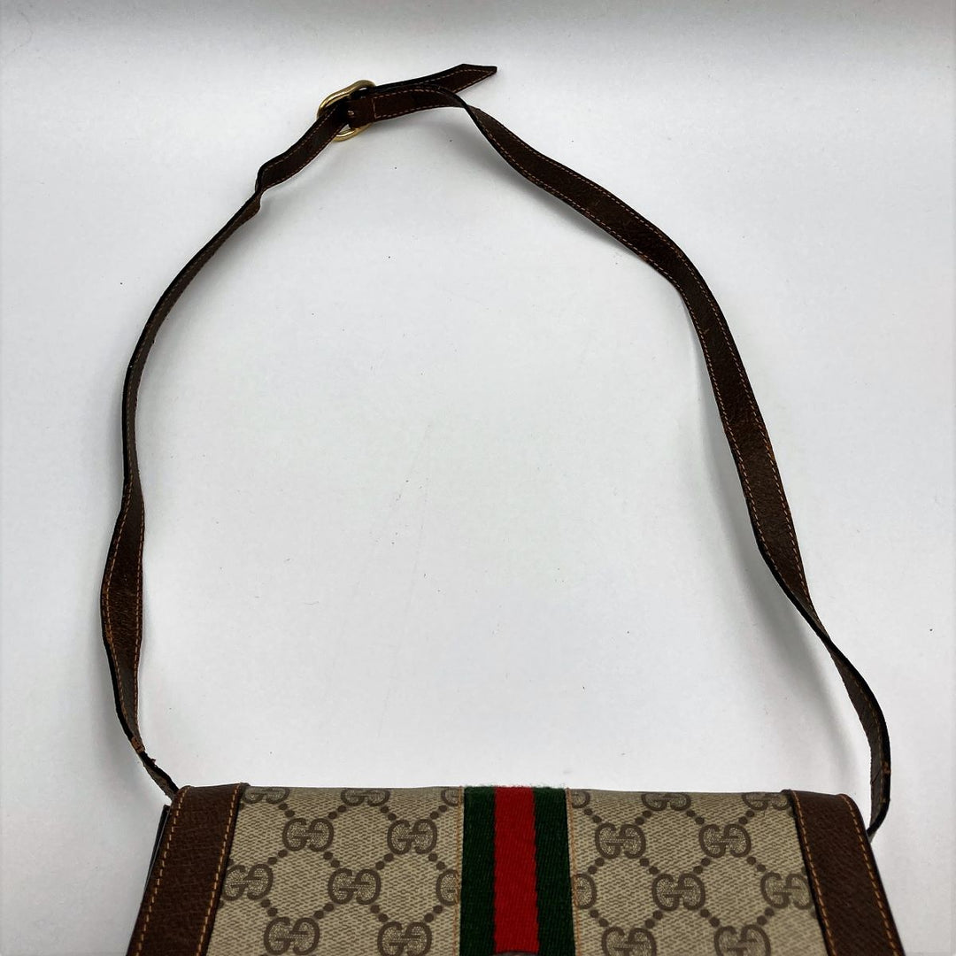 GUCCI グッチ 
 ショルダーバッグ 
GGスプリームキャンバス ブラウン