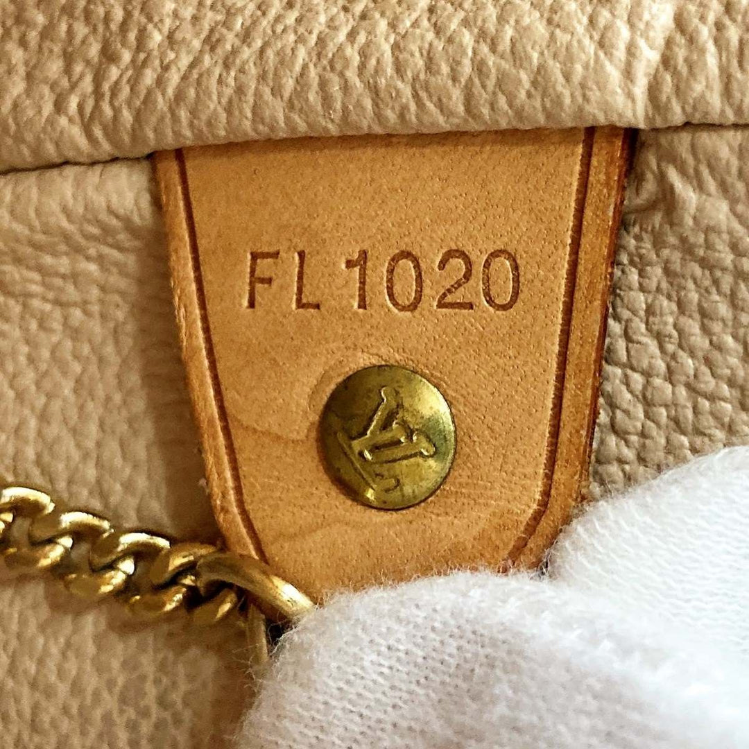 LOUIS VUITTON ルイ・ヴィトン 
 バケットGM M42236 ショルダーバッグ 
PVC ブラウン