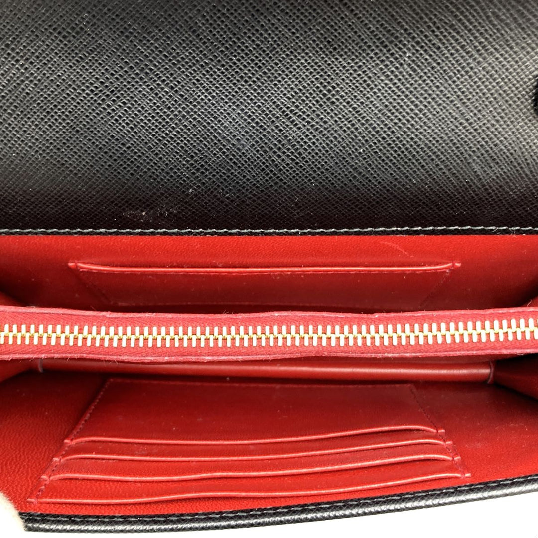 PRADA プラダ 
 ショルダーバッグ 
レザー ブラック