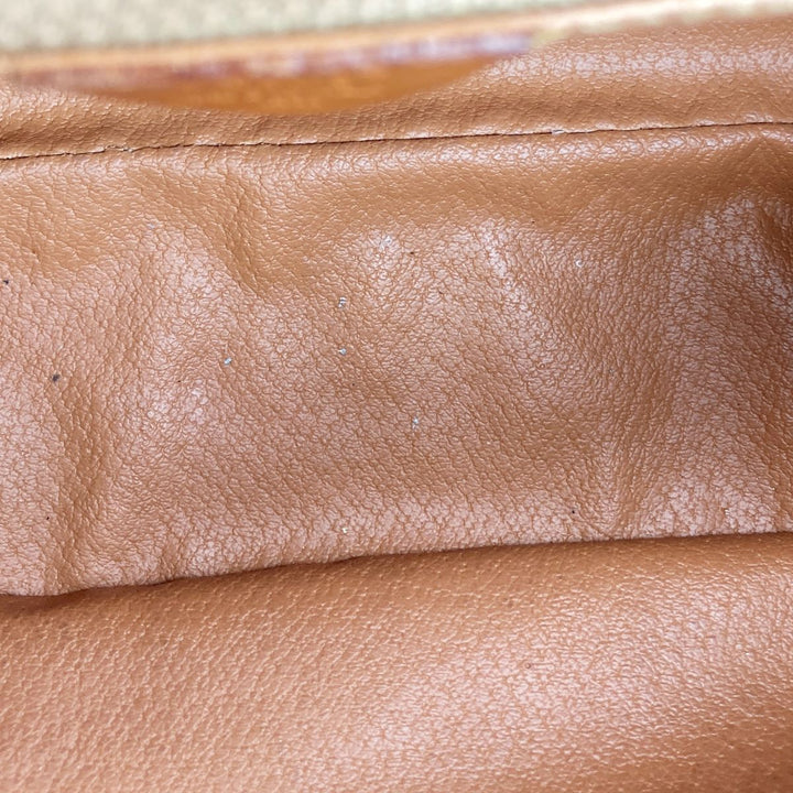 CELINE セリーヌ 
 M11 ショルダーバッグ 
PVC ブラウン