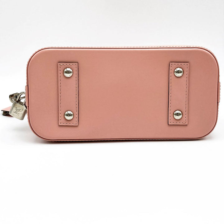 LOUIS VUITTON ルイ・ヴィトン 
 アルマBB M41327 ショルダーバッグ 
PVC ピンク