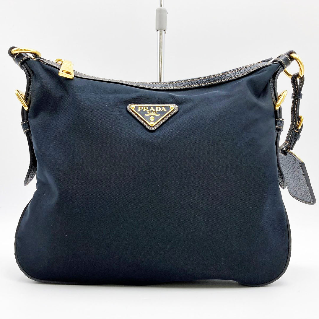 PRADA プラダ 
 ショルダーバッグ 
ナイロン ブラック