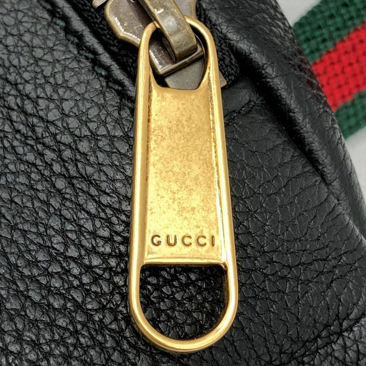 GUCCI グッチ 
 527792 ウエストバッグ 
レザー ブラック