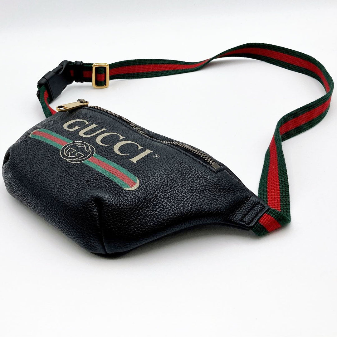 GUCCI グッチ 
 527792 ウエストバッグ 
レザー ブラック