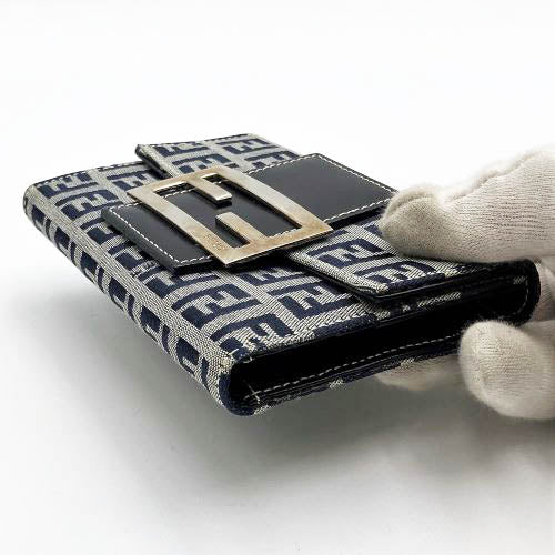 FENDI フェンディ 
 2804-31098 三つ折り財布 
キャンバス ネイビー