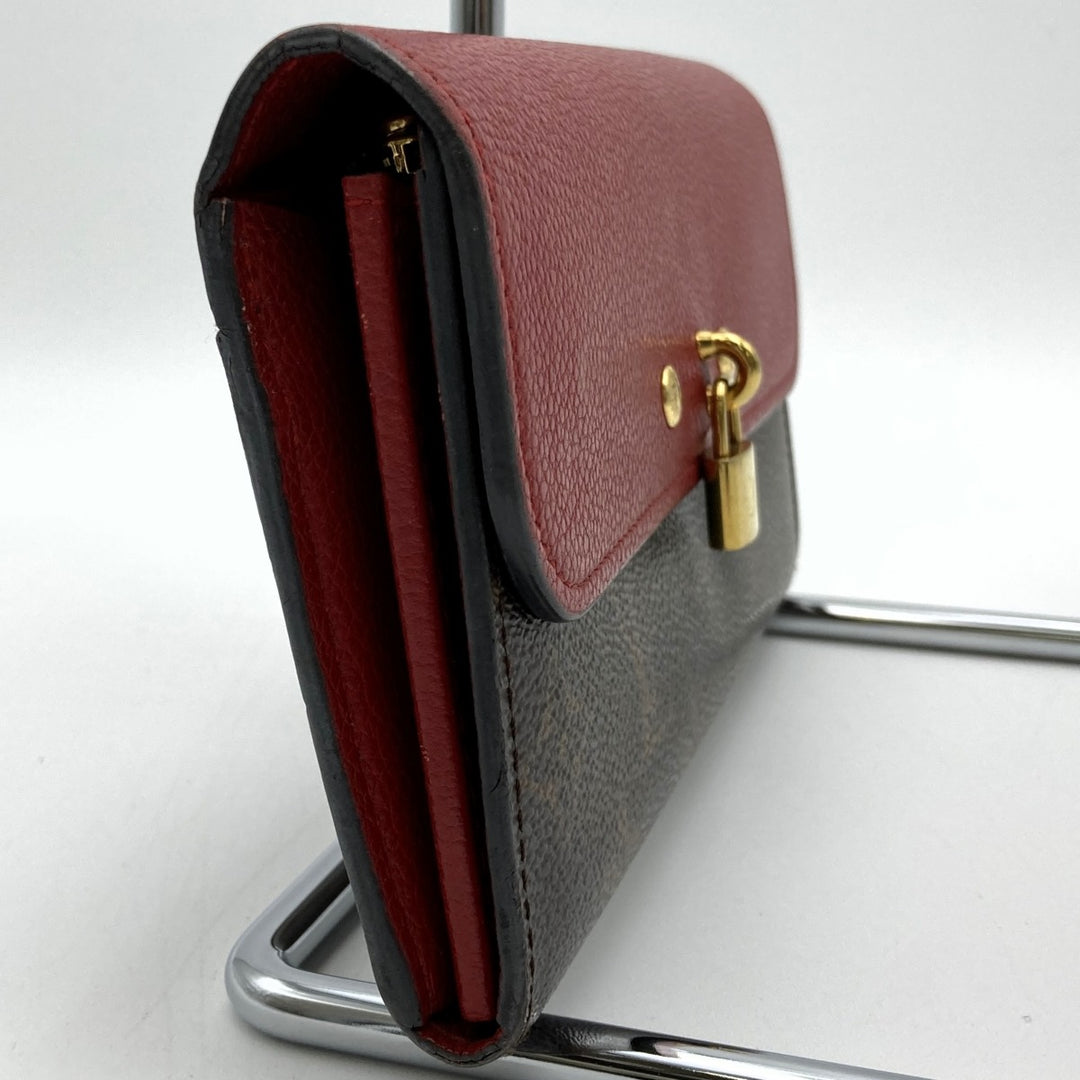 LOUIS VUITTON ルイ・ヴィトン 
 M61836  長財布 
PVC/レザー  レッド
