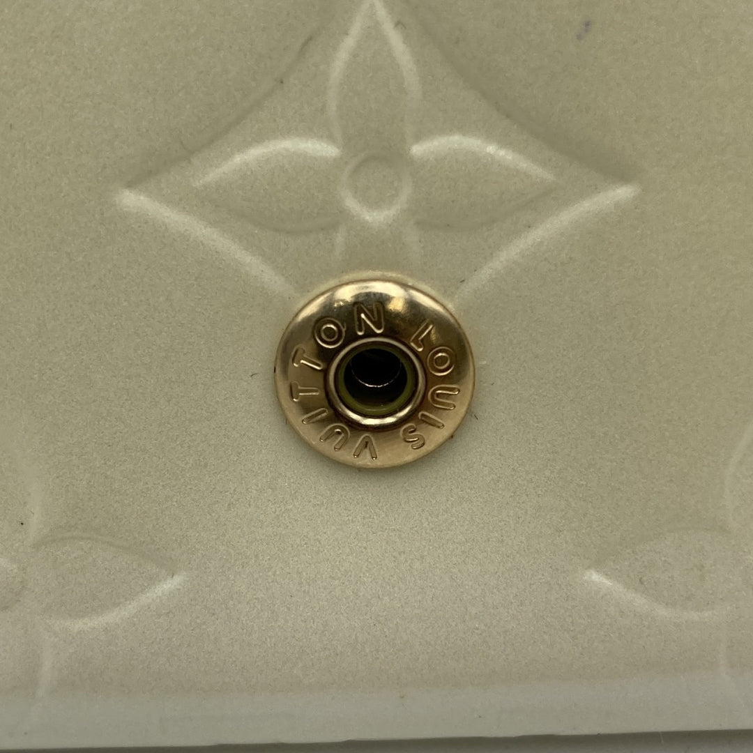 LOUIS VUITTON ルイ・ヴィトン 
 ミュルティクレ4 M91360  キーケース 
モノグラムヴェルニ ホワイト