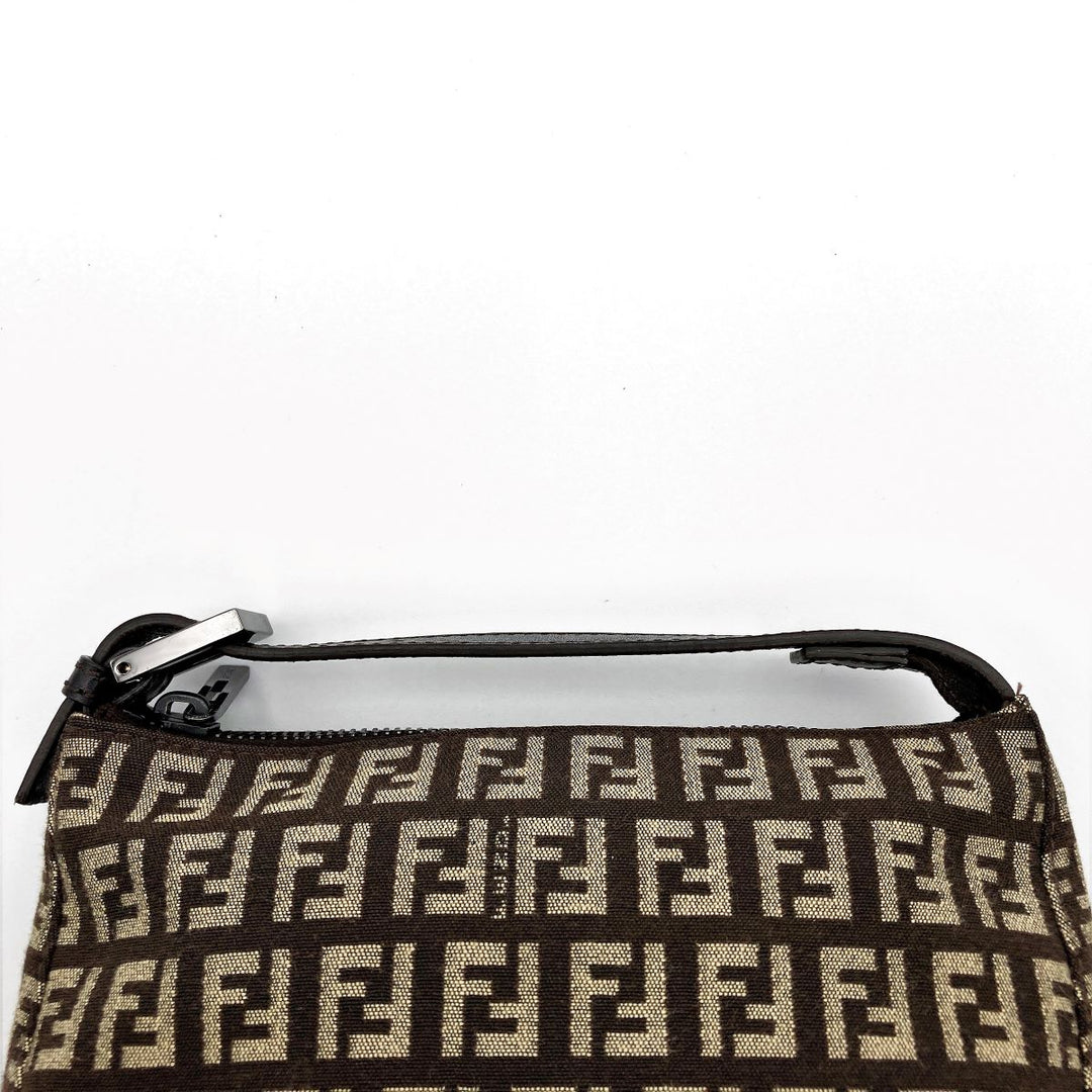 FENDI フェンディ 
 ポーチ 
キャンバス/レザー  ブラウン