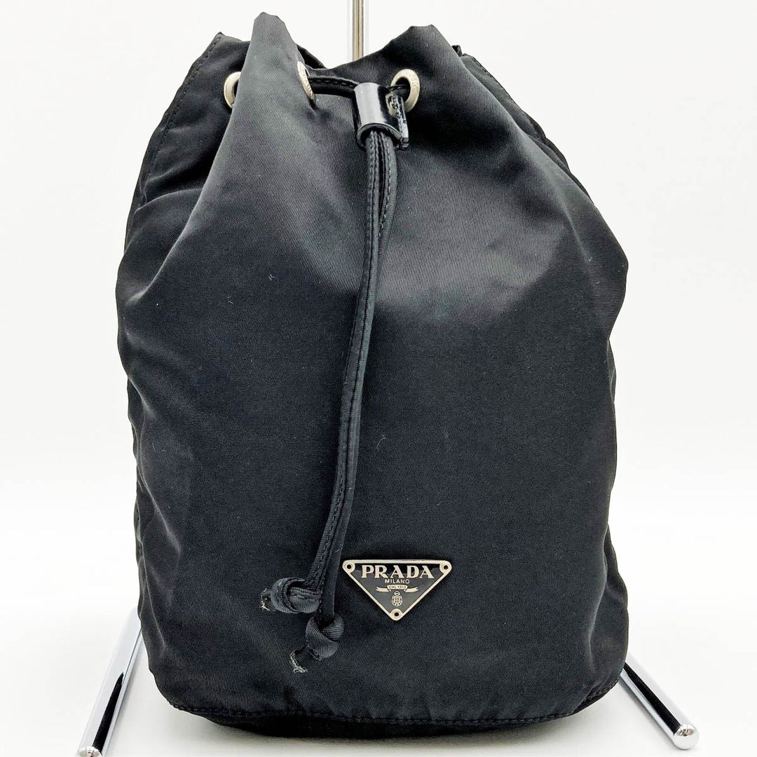 PRADA プラダ 
 ポーチ 
ナイロン ブラック