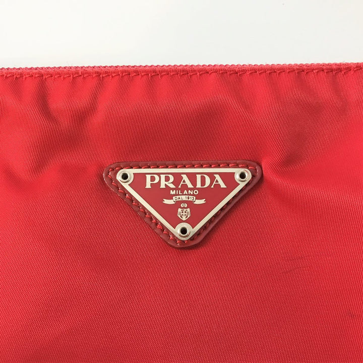 PRADA プラダ 
 ポーチ 
ナイロン レッド